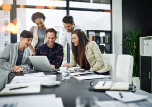Mesurer l’impact des soft skills en entreprise : chiffres, méthodes concrètes et leviers terrain pour passer de l’intention à l’action.